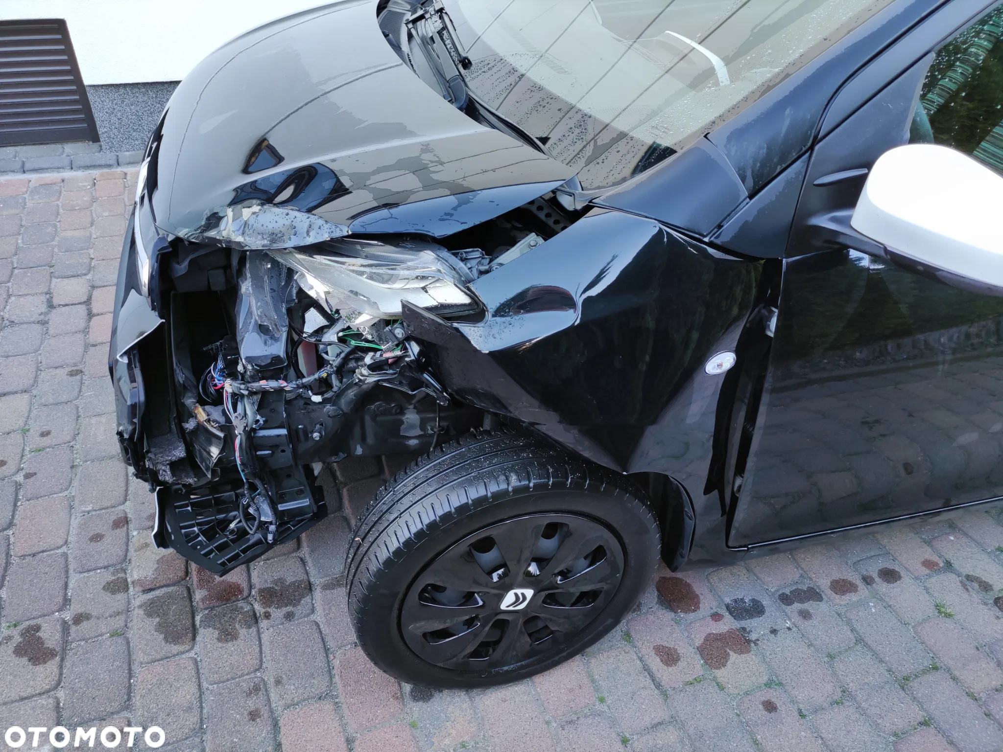 Citroën C1 1.0 VTi Shine EU6 - 7