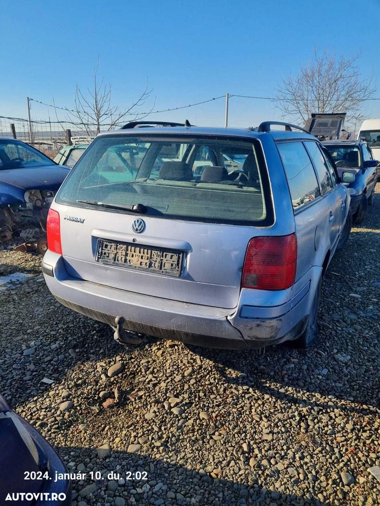 Dezmembram Volkswagen Passat 1.8 20V Benzina - 4