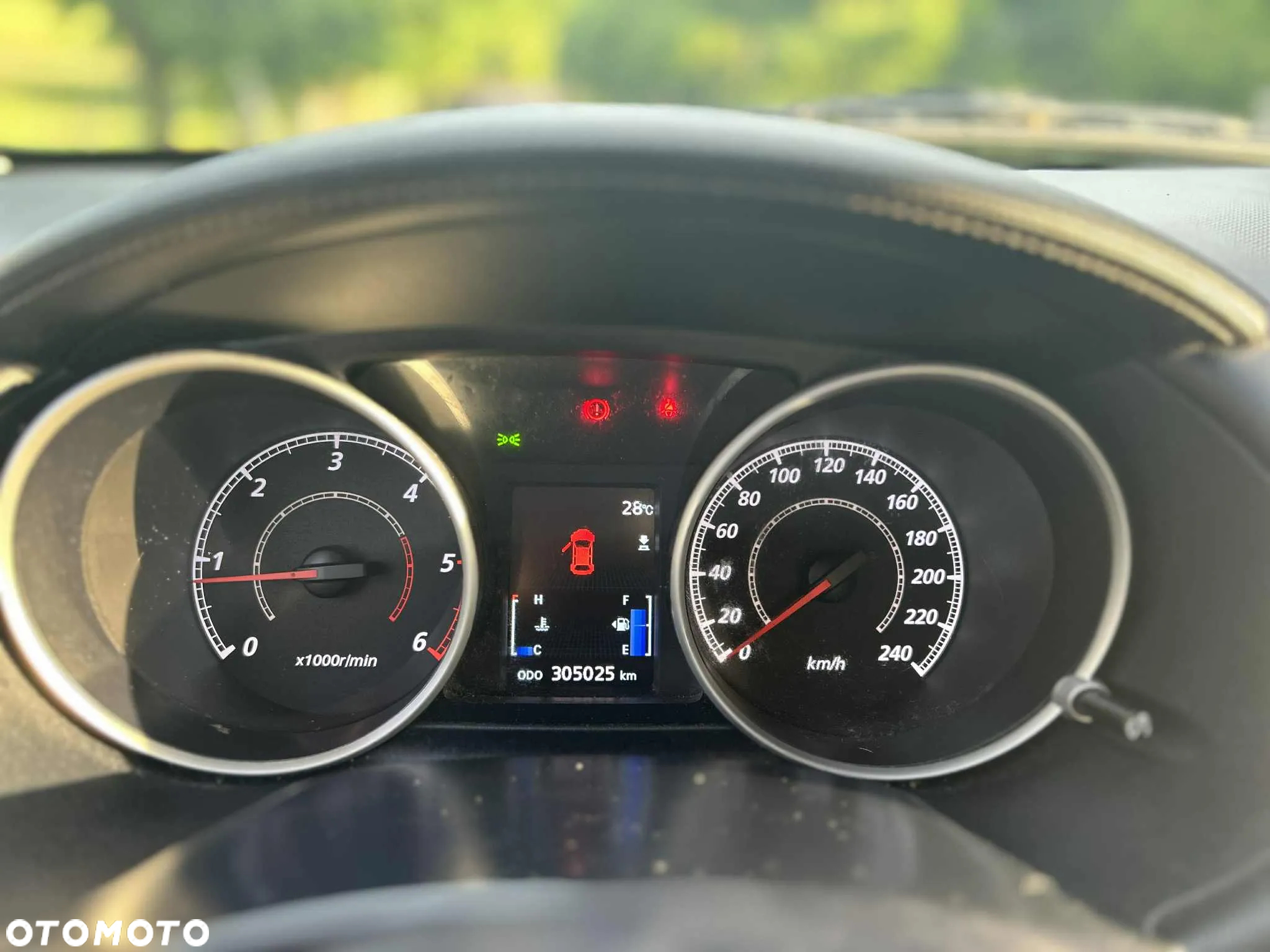 Mitsubishi Outlander 2.0 DID Intense + - 13
