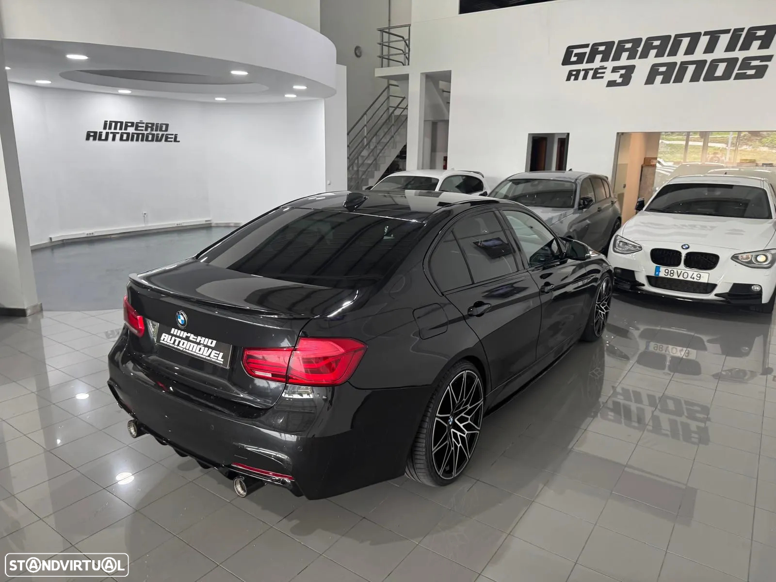 BMW 320 i Pack M Auto - 24