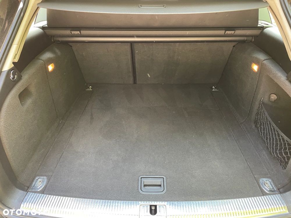 Audi A4 Avant 2.0 TDI - 9