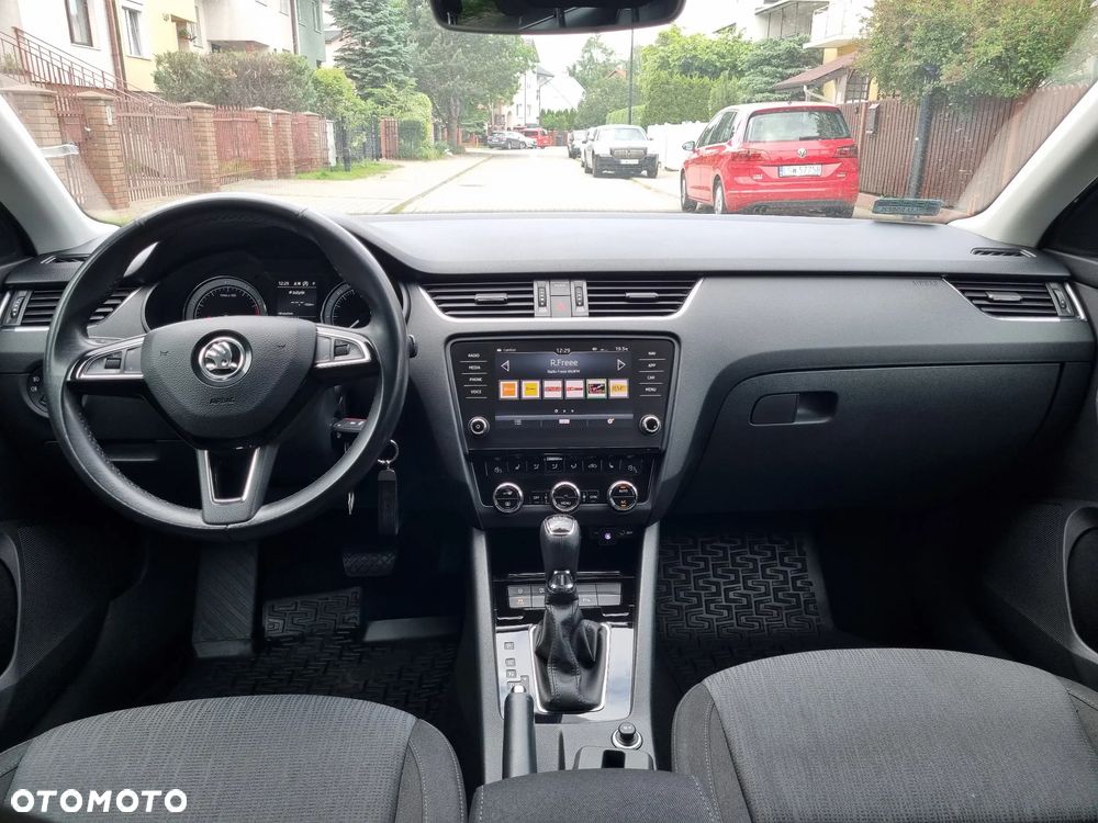 Skoda Octavia 1.4 TSI Style DSG - 16