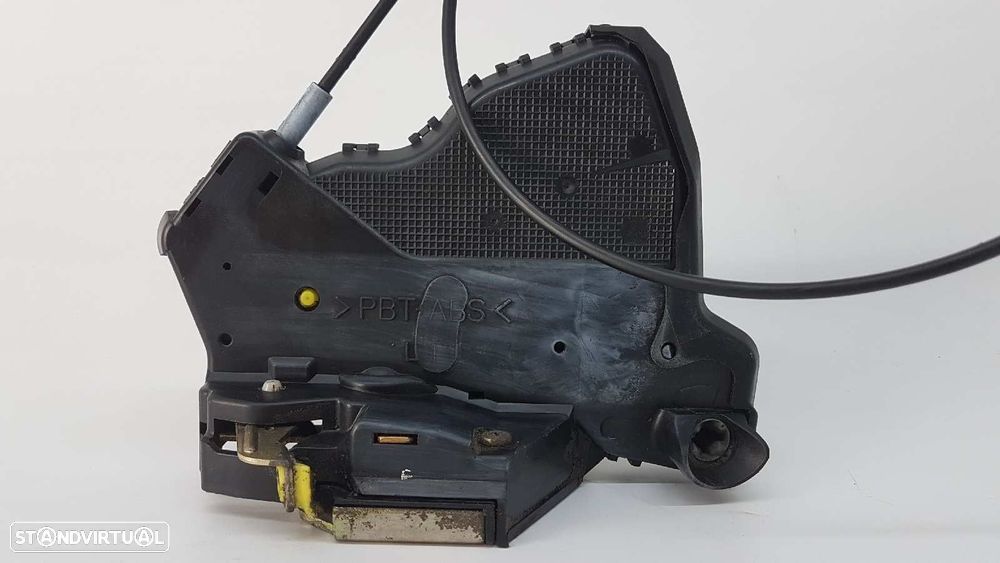 FECHADURA PORTA FRENTE ESQUERDA TOYOTA COROLLA (E12) 2.0 D-4D LINEA LUNA BERLINA - 3