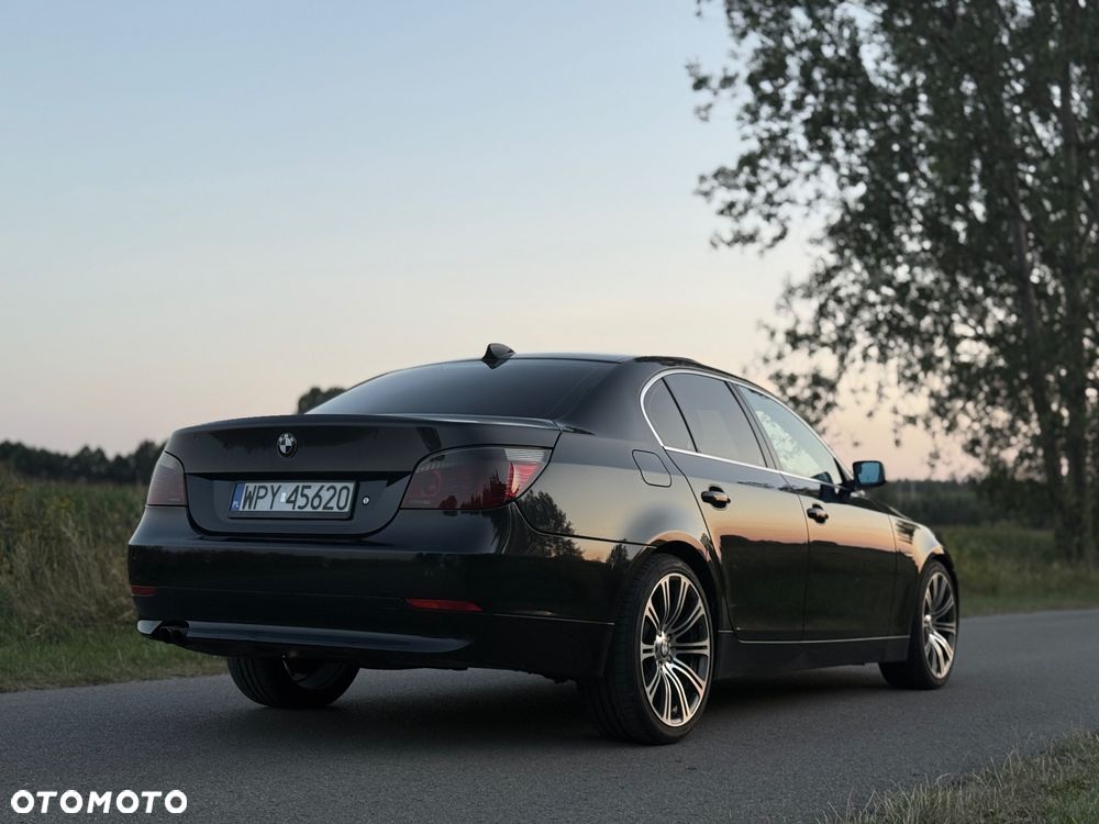 BMW Seria 5 530i - 5