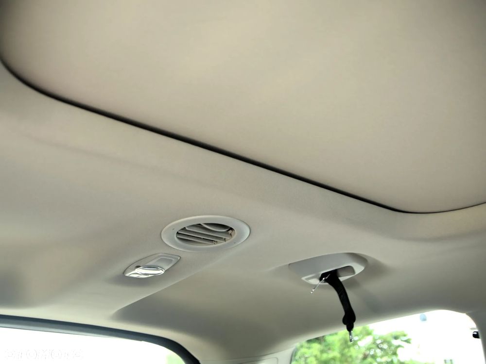 Ford Galaxy 2.0 EcoBlue Titanium - 24