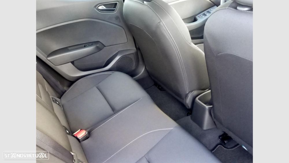 Renault Clio 1.0 TCe Evolution Bi-Fuel — fotografia 17