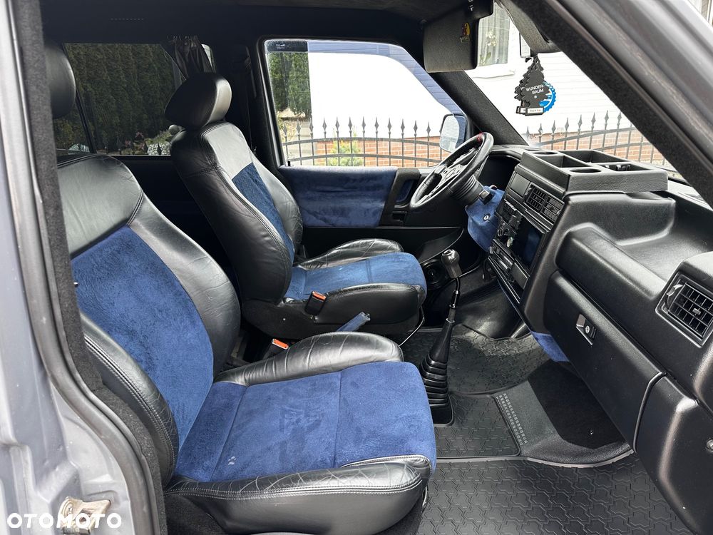 Volkswagen Multivan - 17