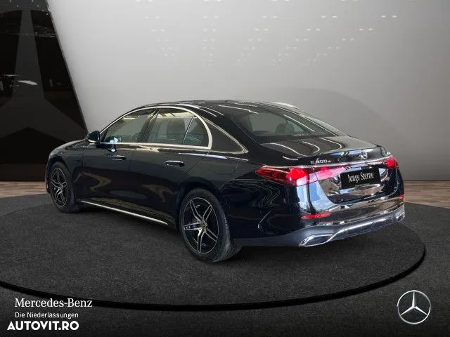 Mercedes-Benz E 400e 4Matic 9G-TRONIC - 4