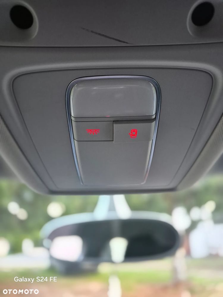 Audi A3 Sportback 1.6 TDI S line Sportpaket - 6