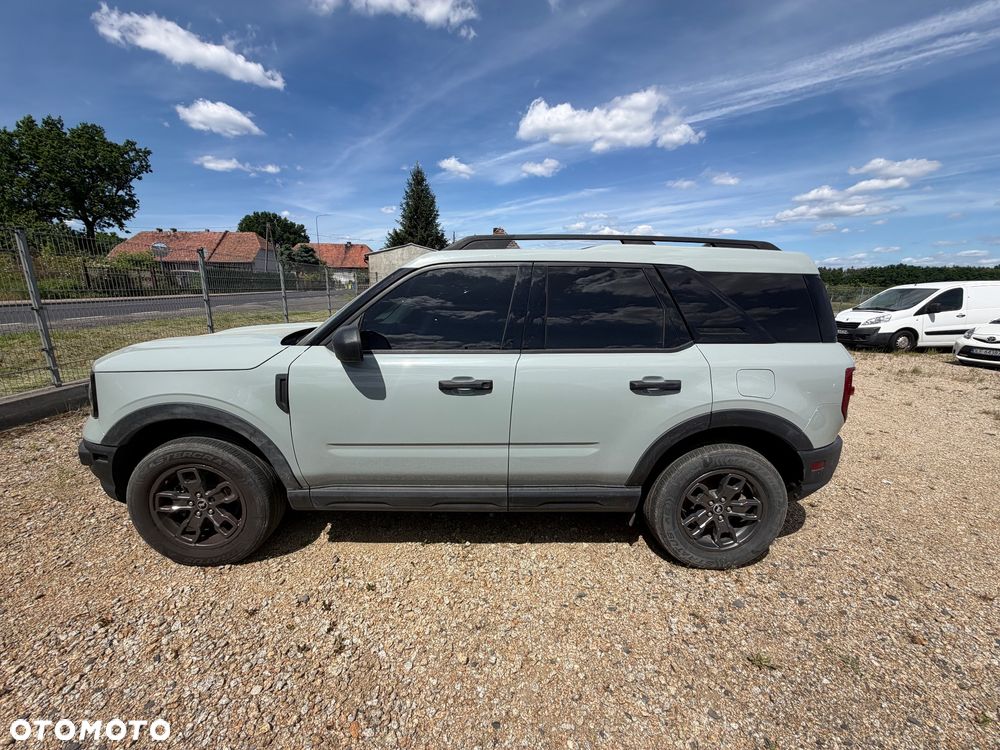 Ford Bronco - 8