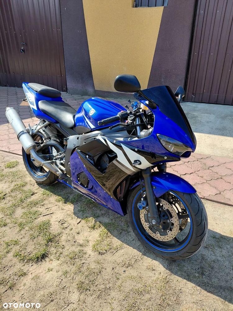 Yamaha R6 - 2
