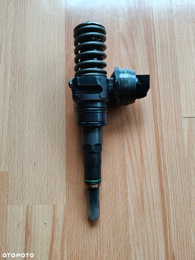 Pompowtrysk 1.9 TDI 038 130 073  AG  PBT BA - 5