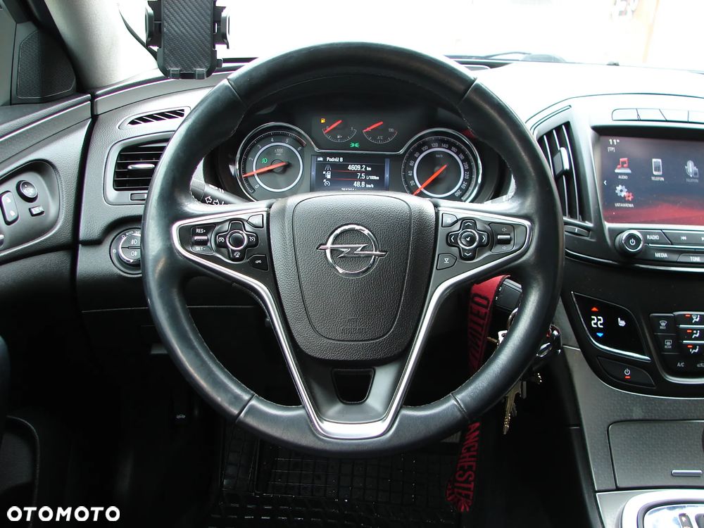 Opel Insignia - 16