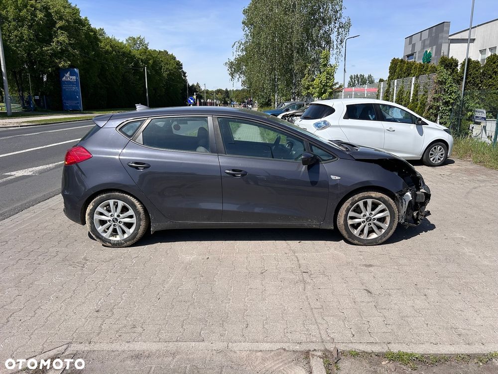 Kia Ceed 1.6 CRDi 136 ISG Edition 7 - 7