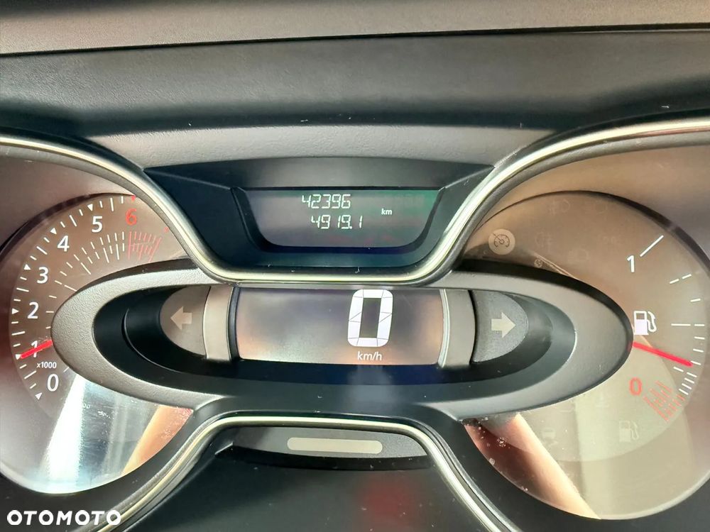 Renault Captur - 21