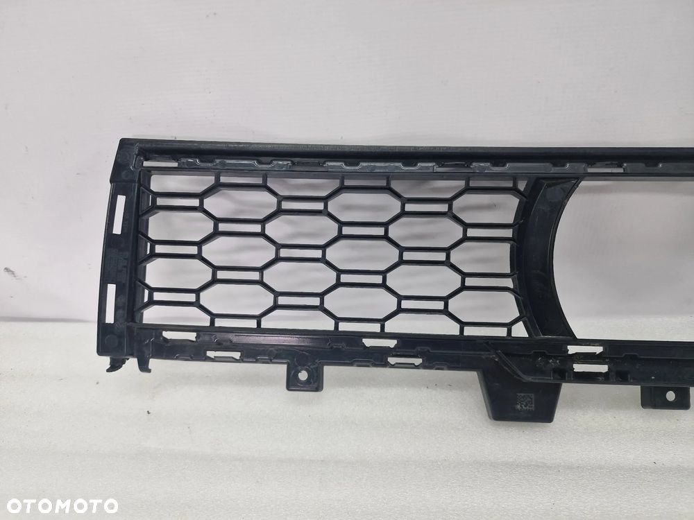 BMW X5 G05 M-PAKIET KRATKA ŚRODKOWA ZDERZAKA PRZEDNIEGO PRZÓD , NR 51118069211 , NR AUKCJI KR126 - 9