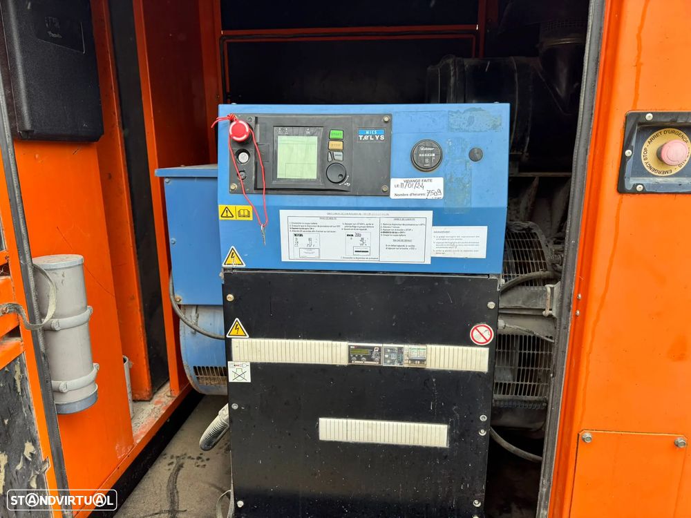 Outra não listada SDMO 250 KVA R275 - Gerador - 3