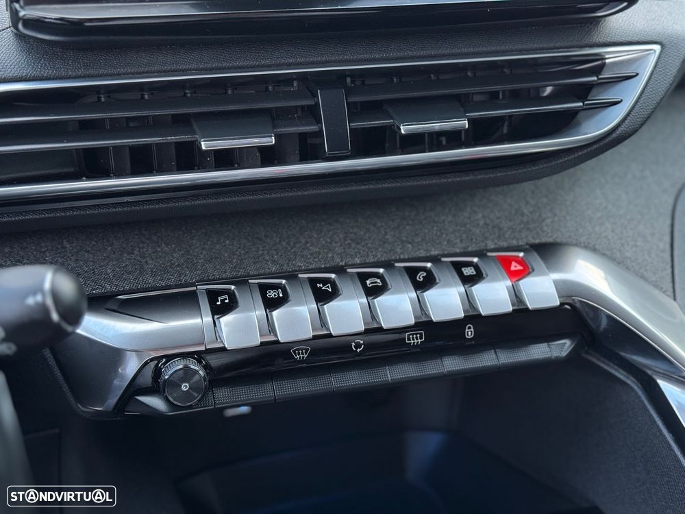 Peugeot 5008 1.5 BlueHDi Allure Pack EAT8 - 19