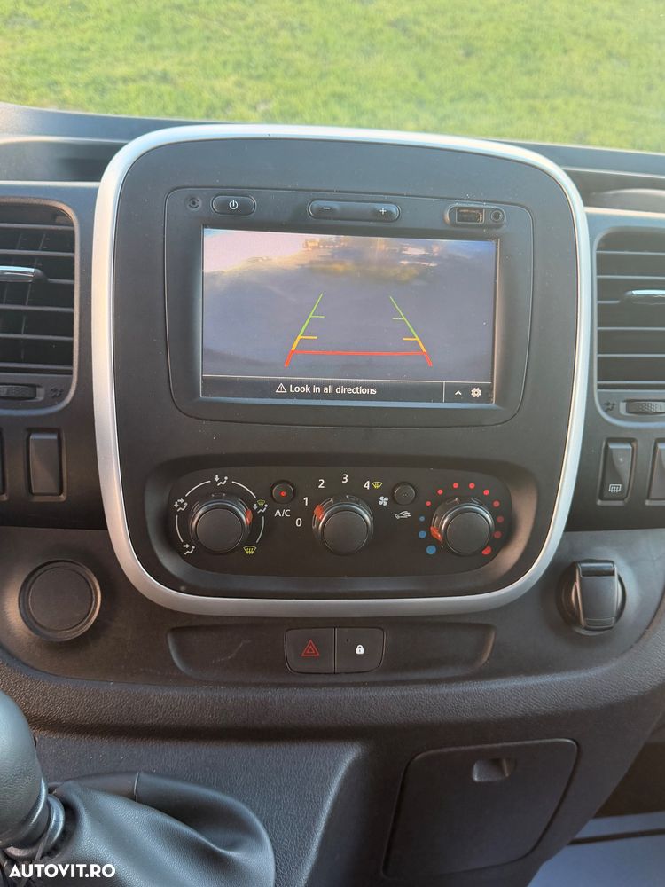 Renault Trafic - 7
