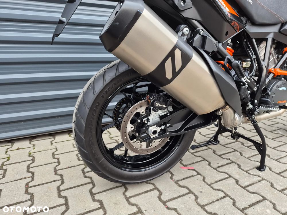 KTM Adventure - 29