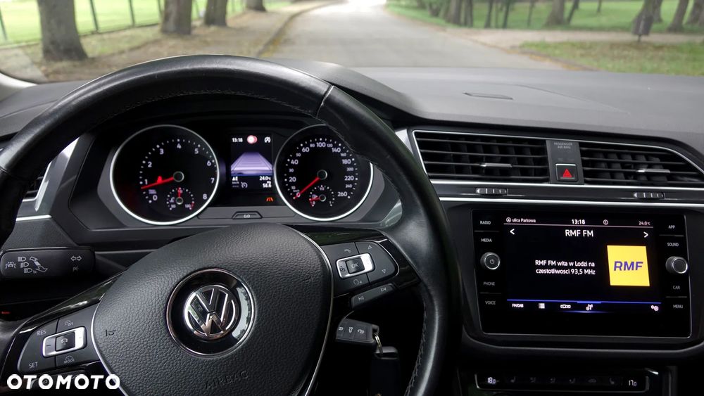Volkswagen Tiguan - 16