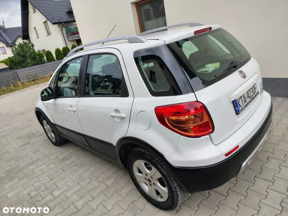 Fiat Sedici 1.6 16V 4x4 Emotion - 4