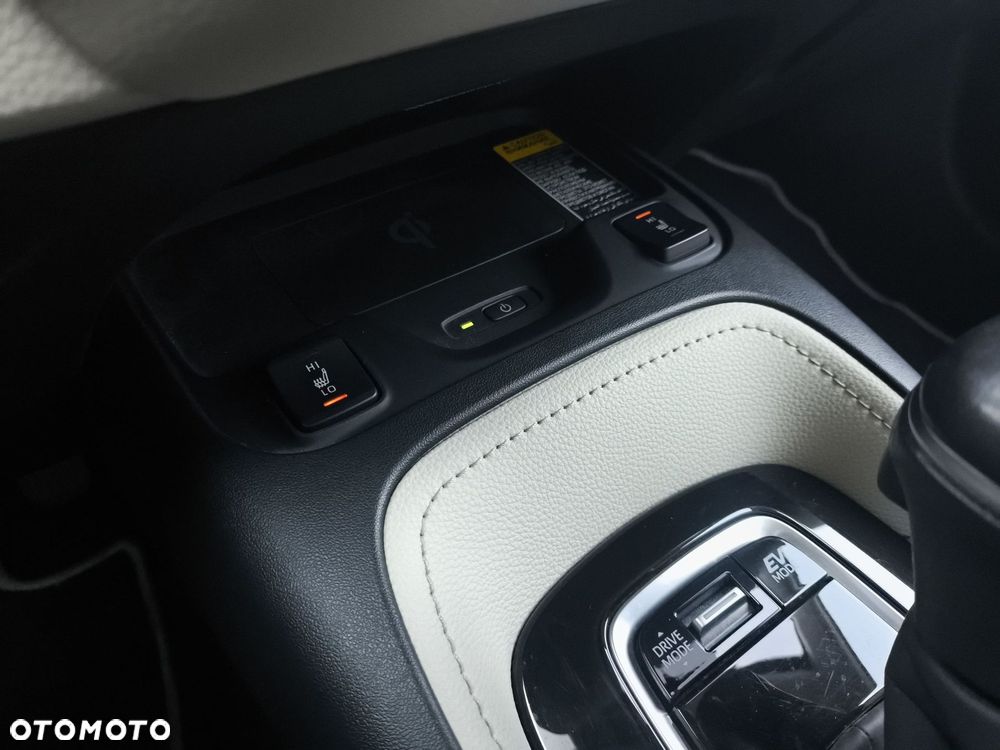 Toyota Corolla 1.8 Hybrid Executive - 25