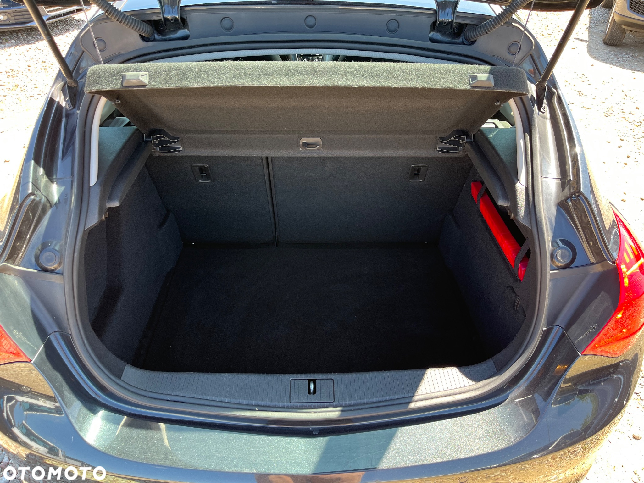 Opel Astra 1.6 Edition - 19
