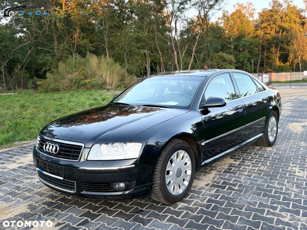 Audi A8 4.2 Quattro - 10