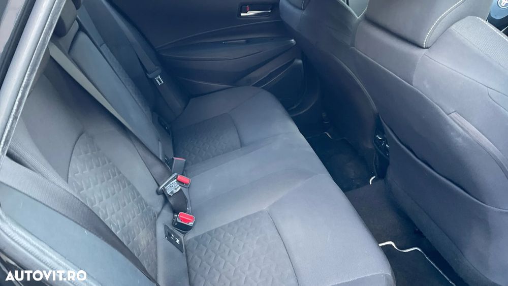 Toyota Corolla 1.8 HSD Exclusive interior Negru - 18