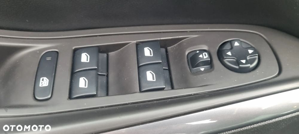 Opel Grandland X 1.6 D Start/Stop Business INNOVATION - 11