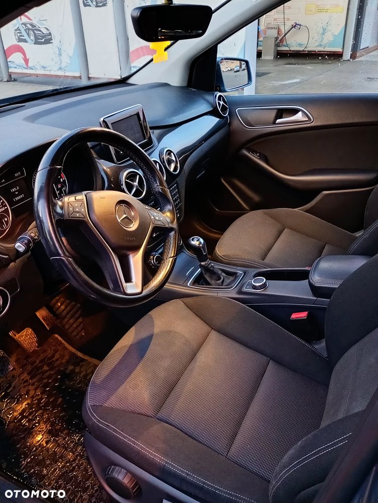 Mercedes-Benz Klasa B 180 - 9