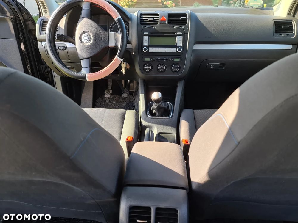 Volkswagen Golf - 13