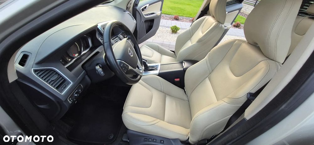 Volvo XC 60 - 23