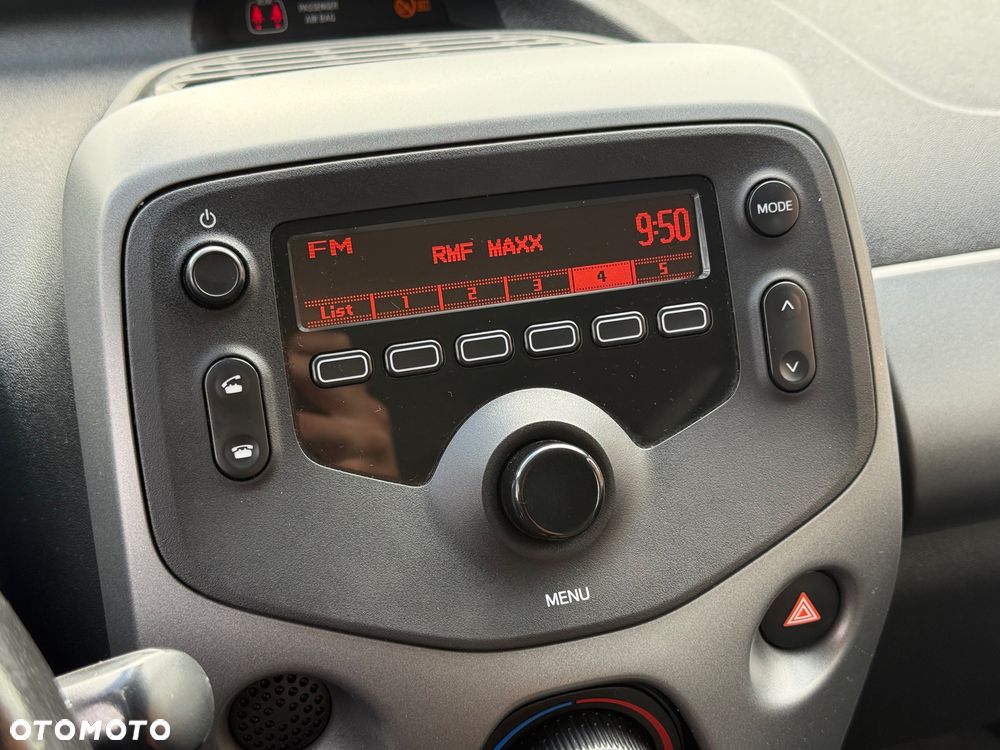 Toyota Aygo x-business - 22