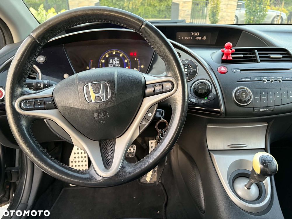 Honda Civic 1.8i-VTEC Sport - 4