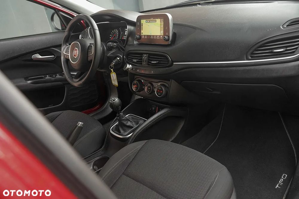 Fiat Tipo 1.6 MultiJet 16v Lounge - 12