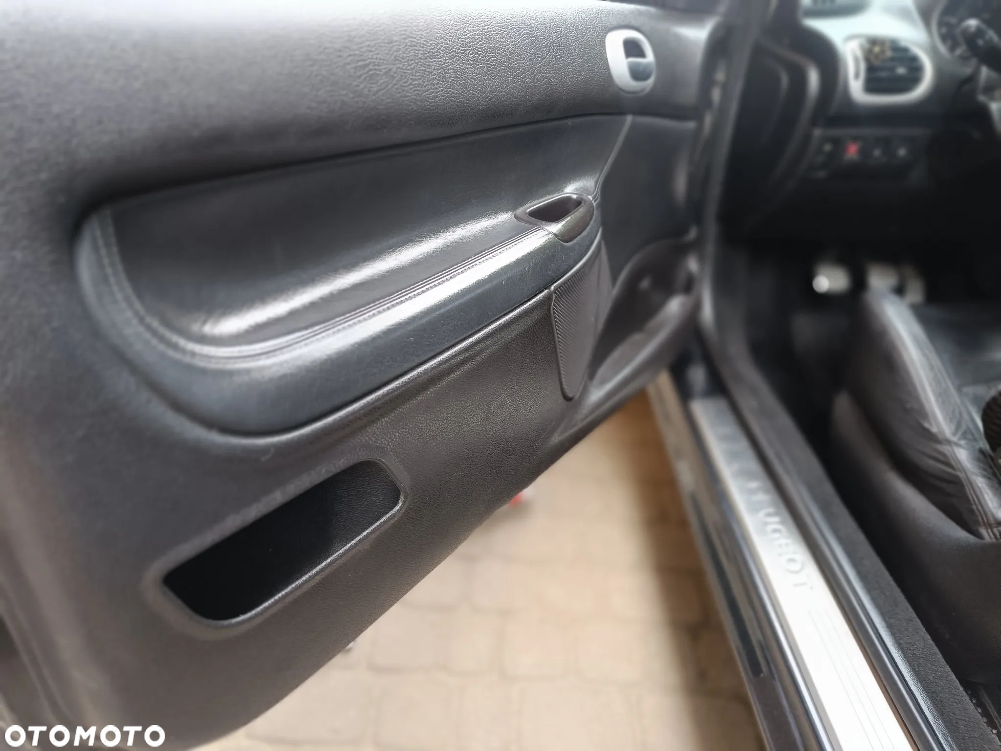 Peugeot 206 - 9