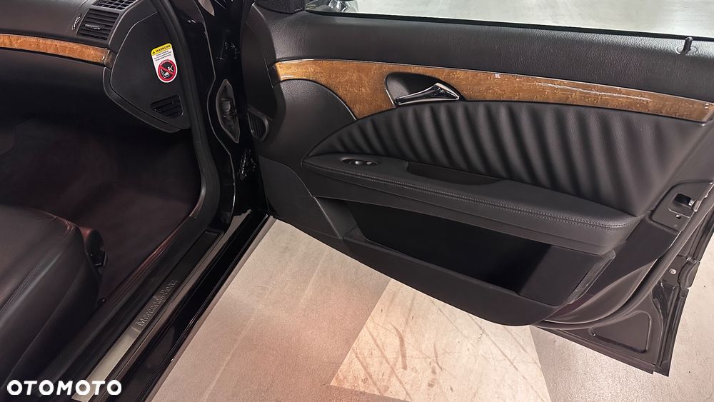 Mercedes-Benz Klasa E 350 4Matic Automatik Avantgarde - 26