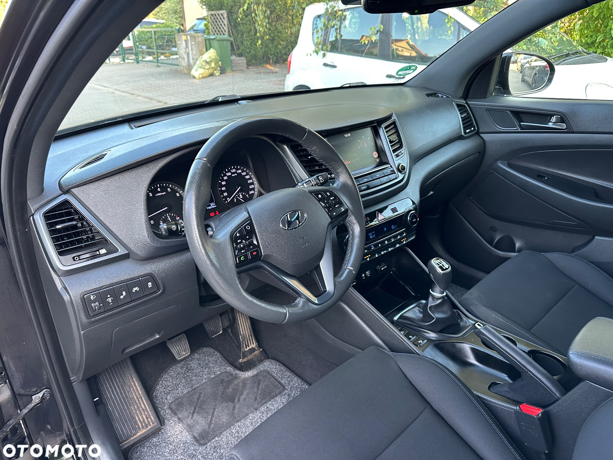 Hyundai Tucson blue 1.6 GDi 2WD Passion - 10