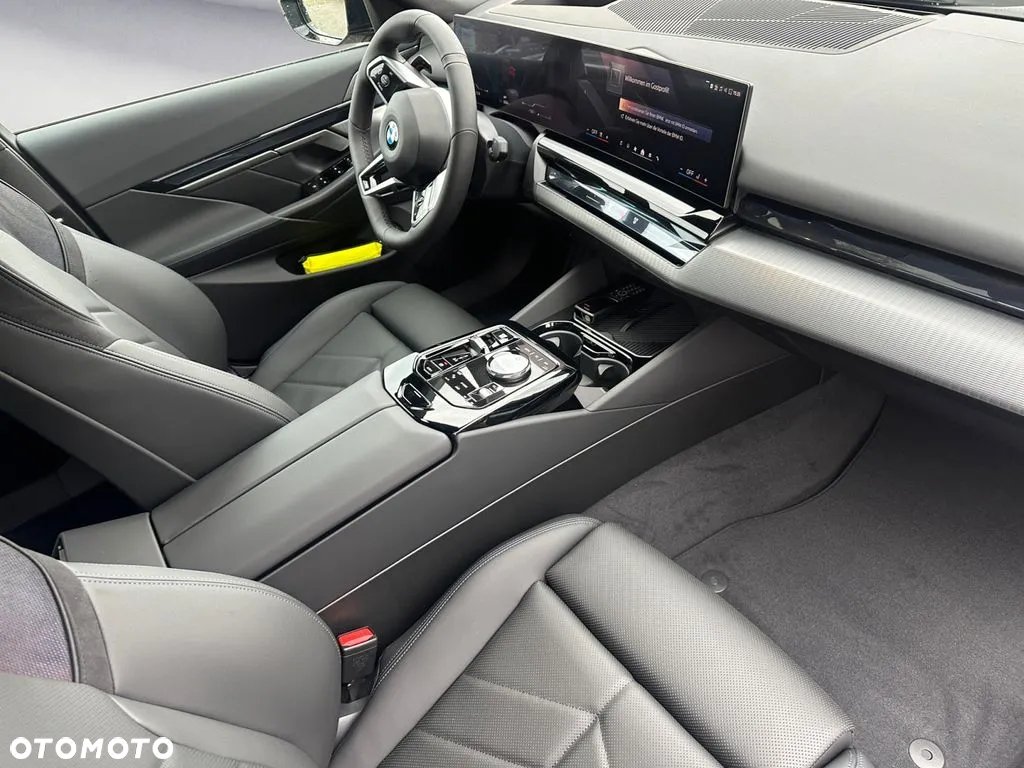 BMW Seria 5 520d xDrive mHEV M Sport - 10