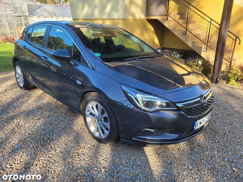 Opel Astra 2015 photo 2
