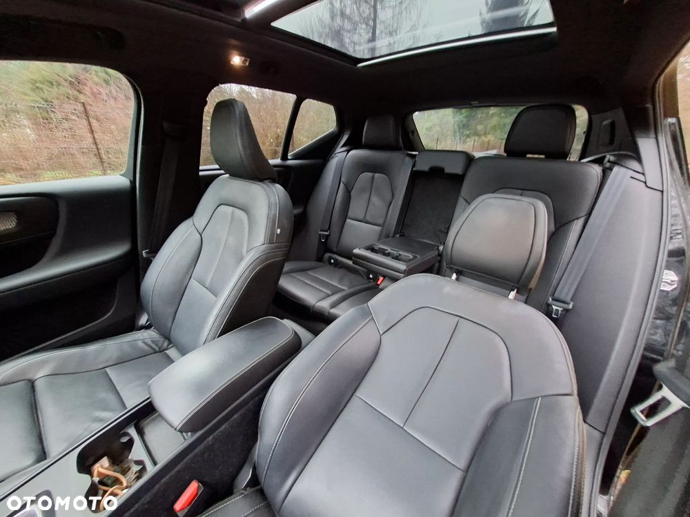 Volvo XC 40 D3 R-Design - 11