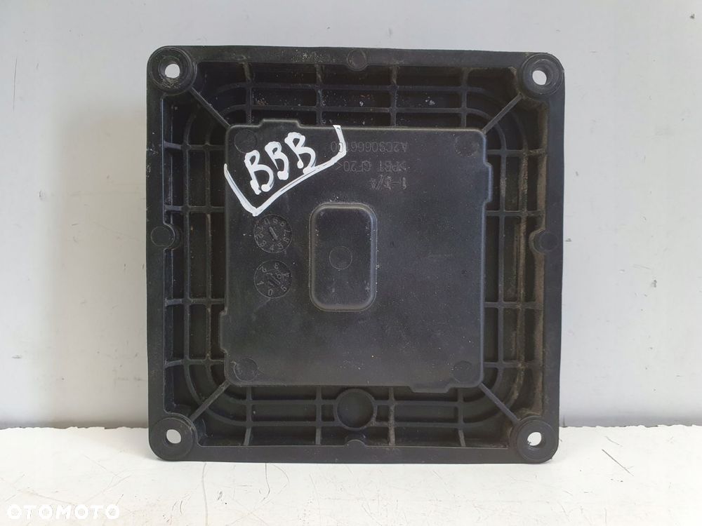 Renault Megane IV PRZETWORNICA MODUŁ LED lampy A2C90665601 260552119R - 1