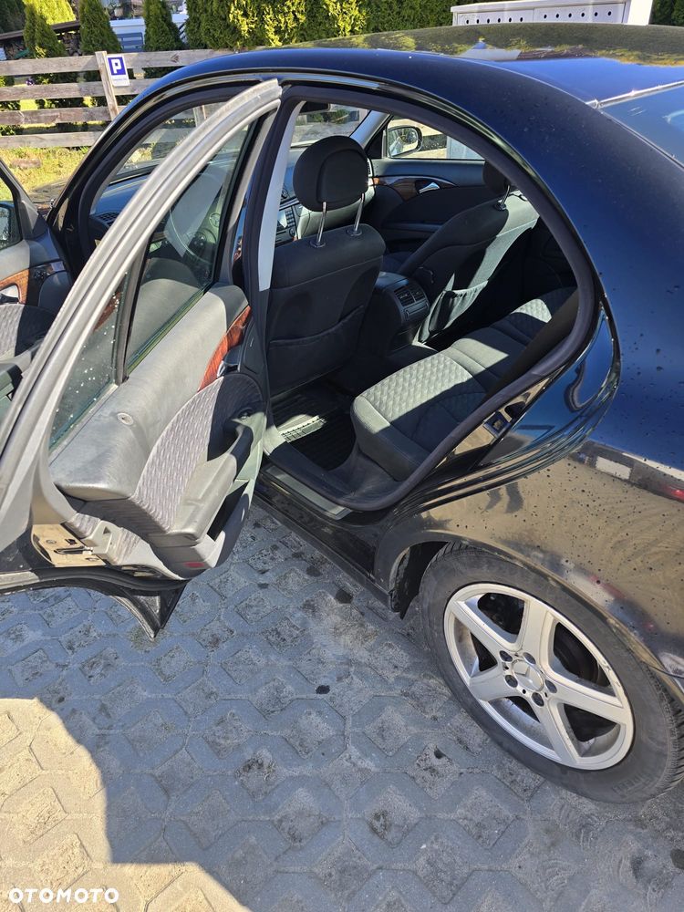 Mercedes-Benz Klasa E - 12