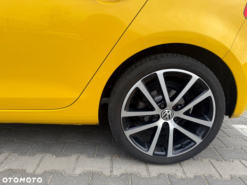 Volkswagen Golf 2.0 TDI DPF DSG Highline - 24