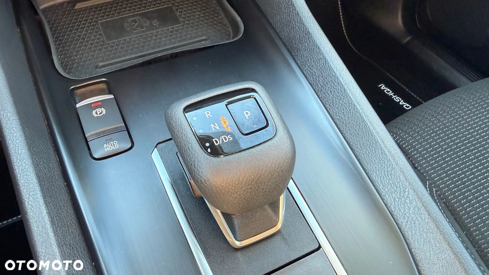 Nissan Qashqai 1.3 DIG-T MHEV Acenta Xtronic - 22