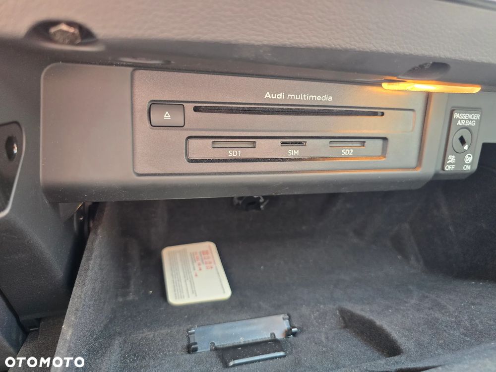 Audi A4 Limousine - 35