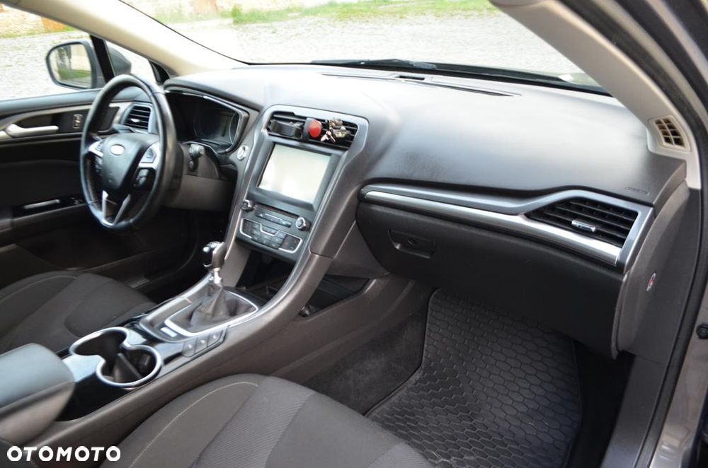 Ford Mondeo 1.6 TDCi Start-Stopp Titanium - 29