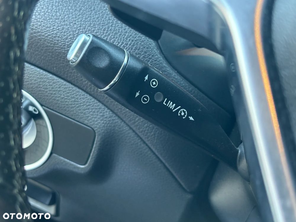 Mercedes-Benz CLA 250 7G-DCT AMG Line - 20